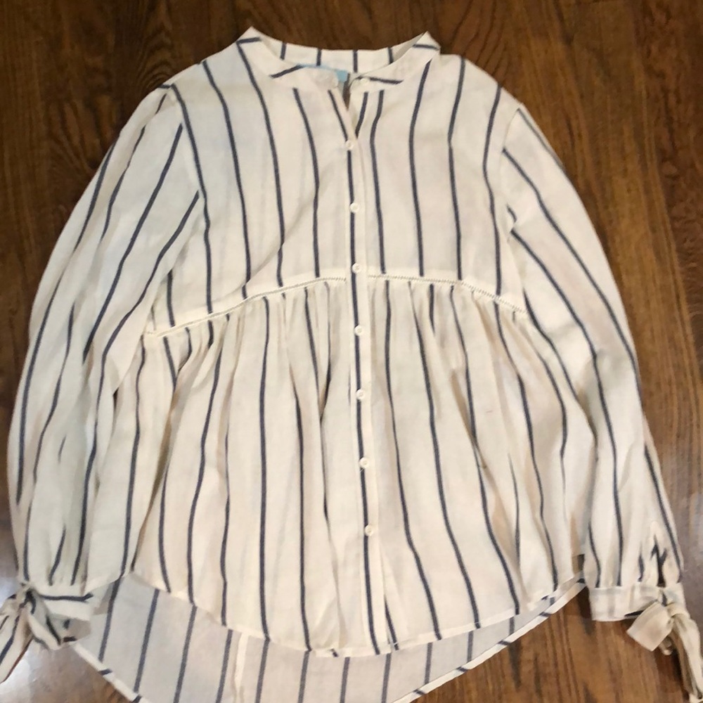 She + Sky size L top